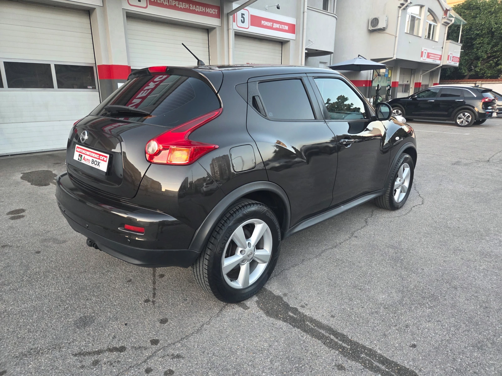 Nissan Juke 1.6i (117 Hp) Visia, снимка 5 - Автомобили и джипове - 56070291
