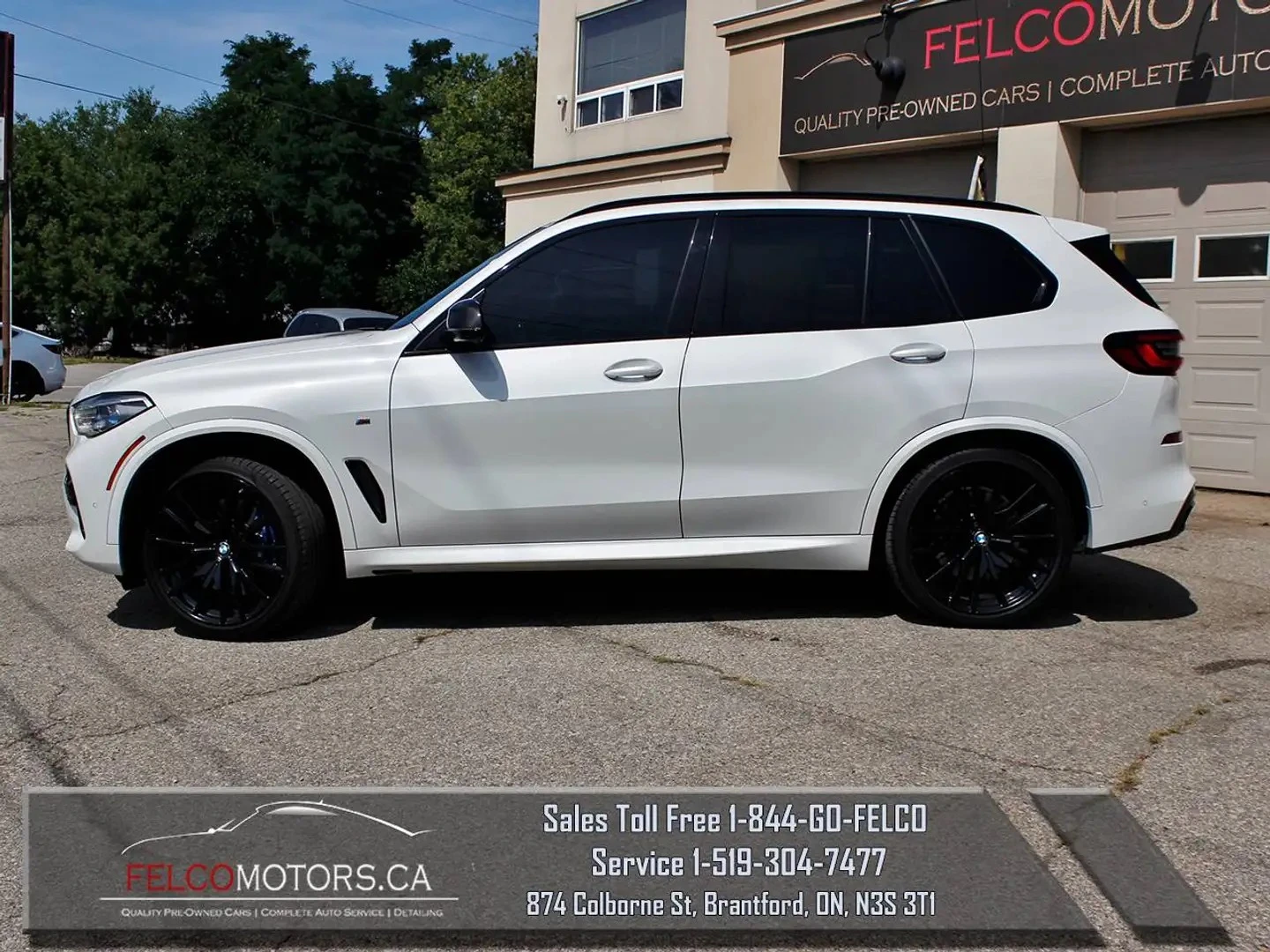 BMW X5 M50i* PREMIUM* HUD* 360* МАСАЖИ* SKY LOUNGE ПАНО, снимка 2 - Автомобили и джипове - 56259684
