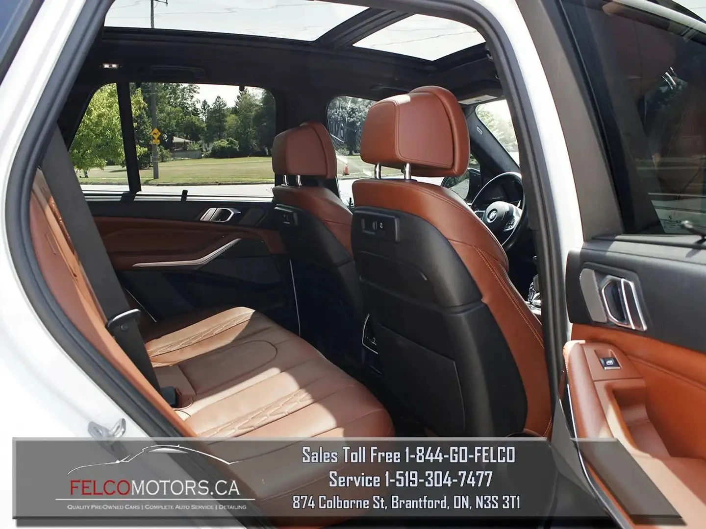 BMW X5 M50i* PREMIUM* HUD* 360* МАСАЖИ* SKY LOUNGE ПАНО, снимка 13 - Автомобили и джипове - 56259684