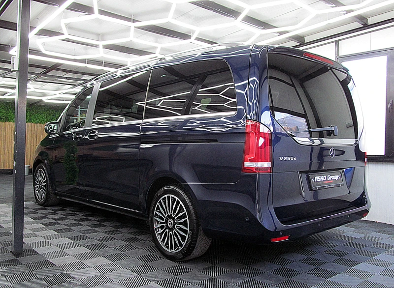 Mercedes-Benz V 250 PANORAMA/360-Kamera/Burmaster/ТОП СЪСТОЯНИЕ ЛИЗИНГ, снимка 4 - Бусове и автобуси - 51580878