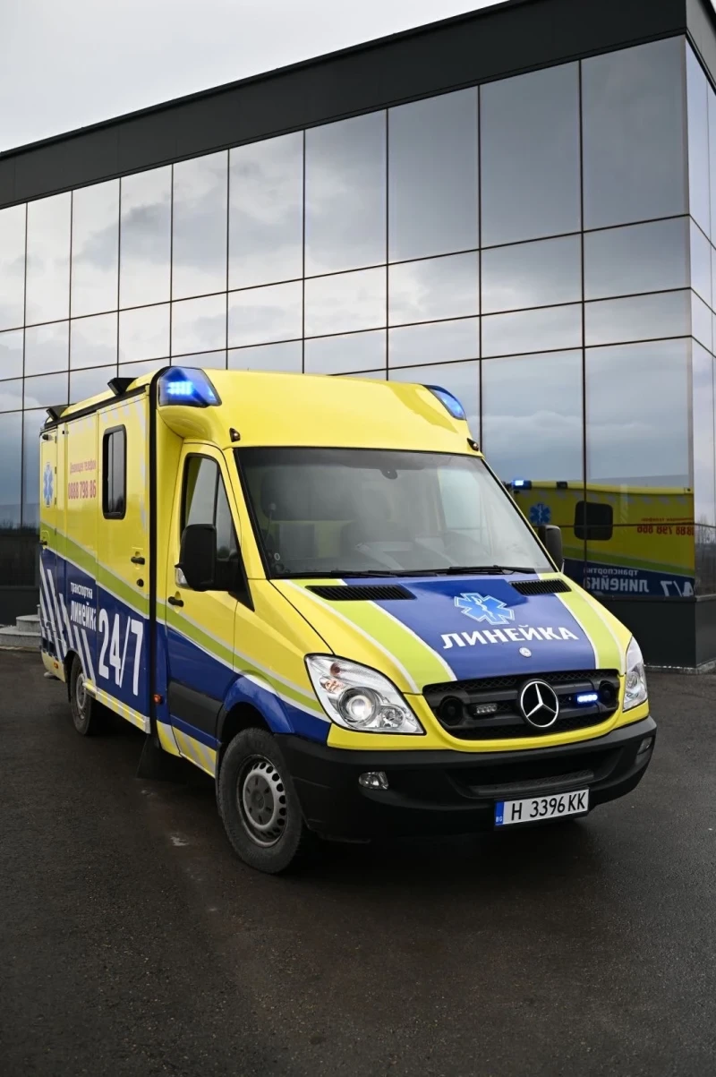 Mercedes-Benz Sprinter 318 ЛИНЕЙКА, снимка 5 - Бусове и автобуси - 51872916