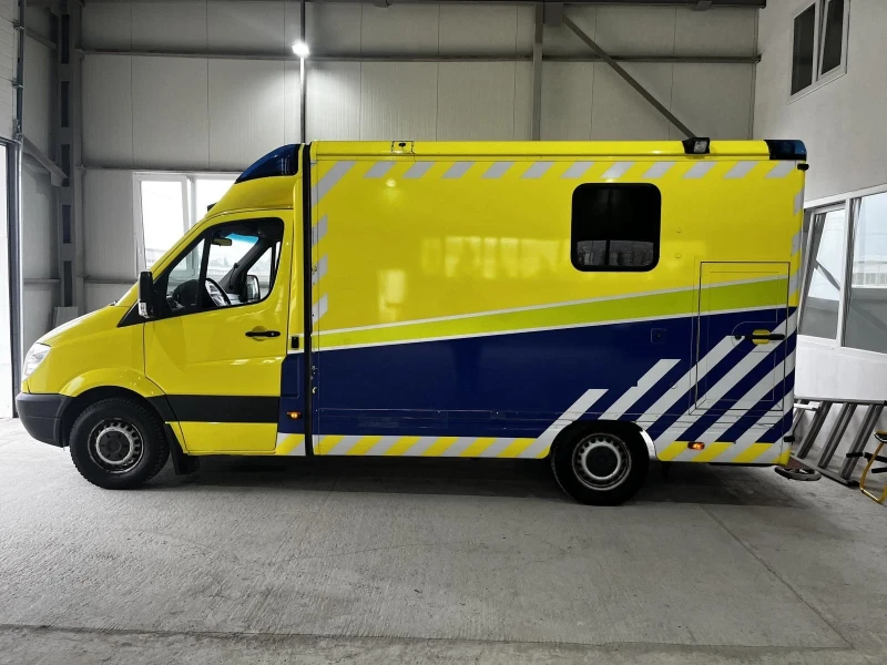 Mercedes-Benz Sprinter 318 ЛИНЕЙКА, снимка 2 - Бусове и автобуси - 51872916