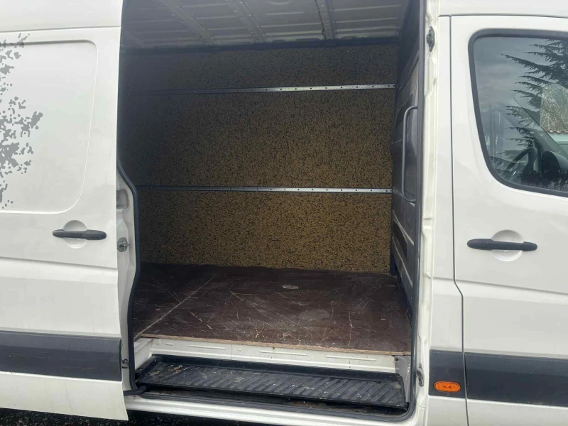 VW Crafter 2.5TDI 136К.С. MAXI КЛИМА ТЕМПОМАТ РЕАЛНИ КМ, снимка 8 - Бусове и автобуси - 53261243