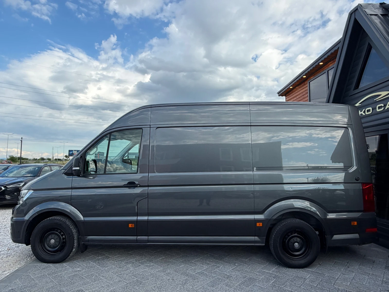 VW Crafter Нов внос от Белгия, снимка 6 - Бусове и автобуси - 54908458