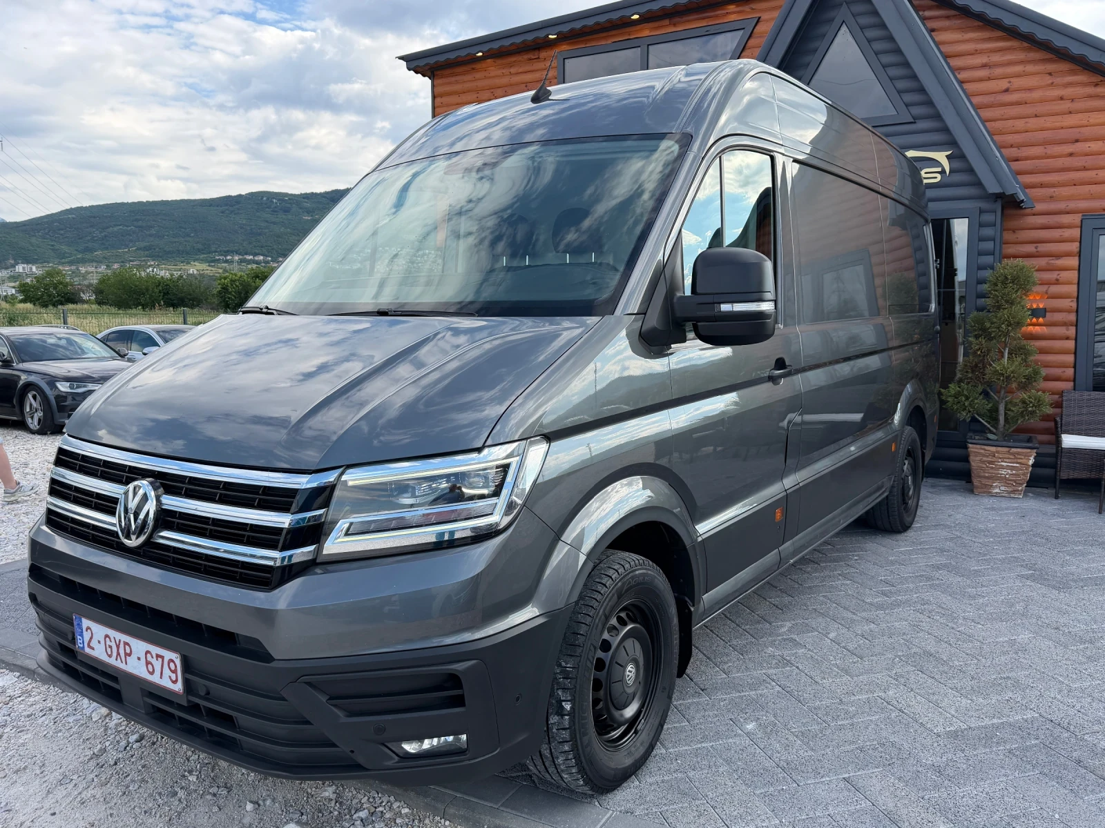 VW Crafter Нов внос от Белгия, снимка 5 - Бусове и автобуси - 54908458