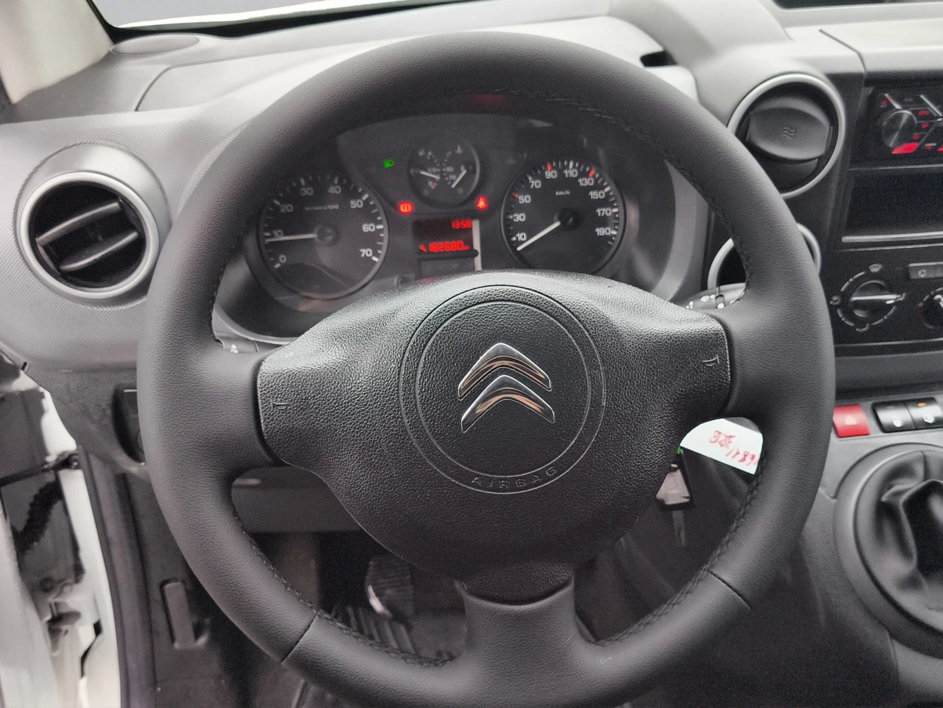 Citroen Berlingo 1.6 HDi 75 BVM5 E6//1807R23, снимка 10 - Бусове и автобуси - 55455565