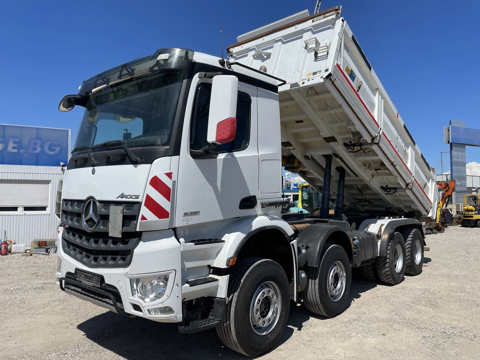 Mercedes-Benz Arocs 3245 , 2 броя - изображение 4