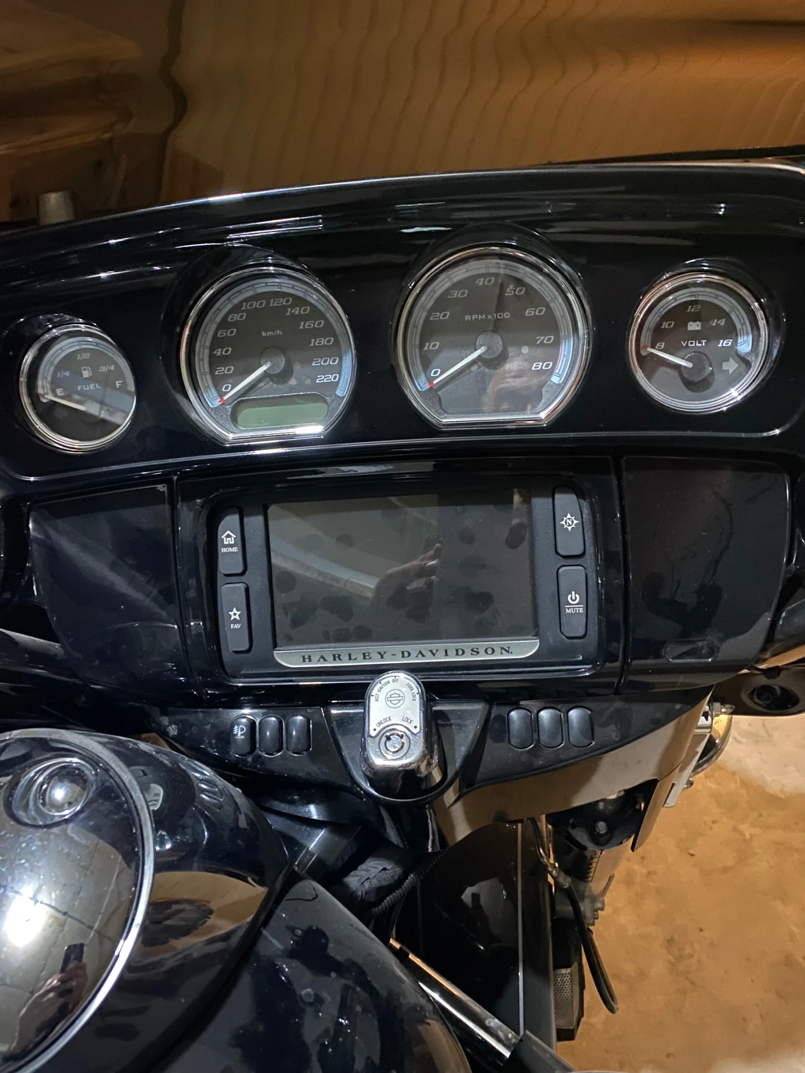 Harley-Davidson Electra Glide Classic Touring | Mobile.bg   6