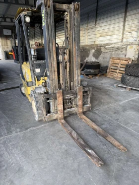 Мотокар Yale GDP30VX, снимка 3