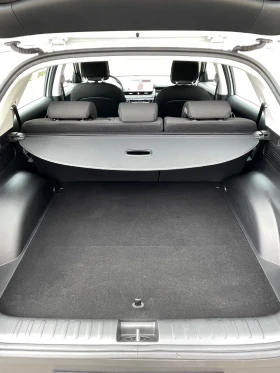 Hyundai Ioniq 5 AWD 325к.с. | 77, 4 kWh | 13787 км | Нов внос, снимка 13