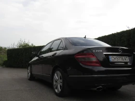 Mercedes-Benz C 220, снимка 11