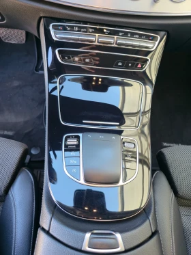 Mercedes-Benz E 220, снимка 5