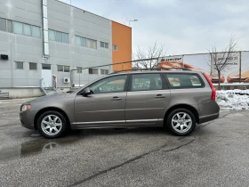 Обява за продажба на Volvo V70 2.5i 200 к.с. ~11 999 лв. - изображение 1