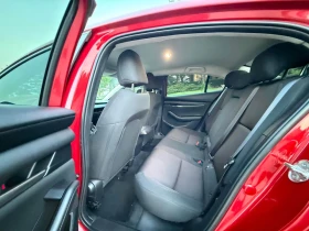 Mazda 3  KEYLESS| LANE ASSIST | ФИКСИРАНА ЦЕНА ДО БЪЛГАРИЯ | Auto.bg — изображение 6