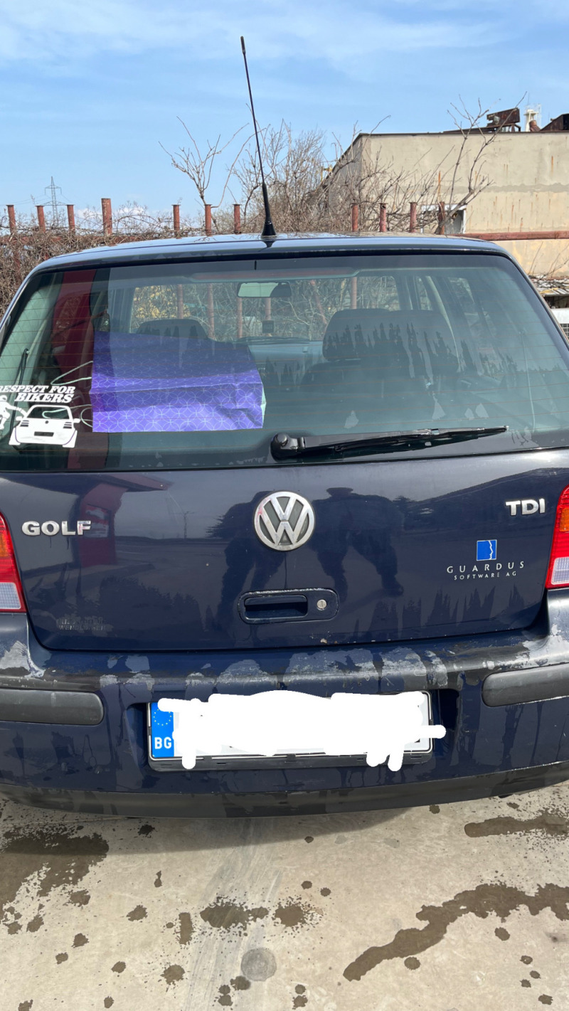 VW Golf, снимка 4 - Автомобили и джипове - 45619421