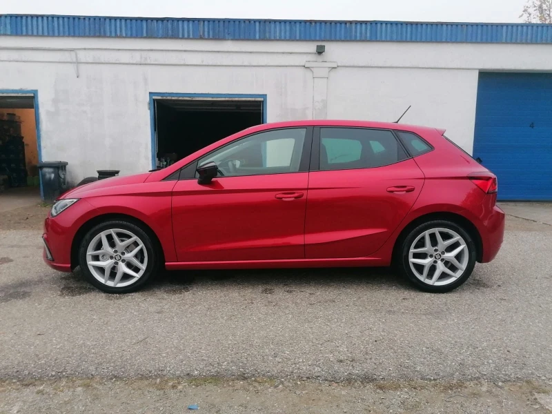 Seat Ibiza FR 1.6 TDi, снимка 7 - Автомобили и джипове - 47932376