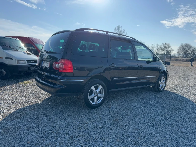 VW Sharan 1.9 TDI, снимка 3 - Автомобили и джипове - 48664927