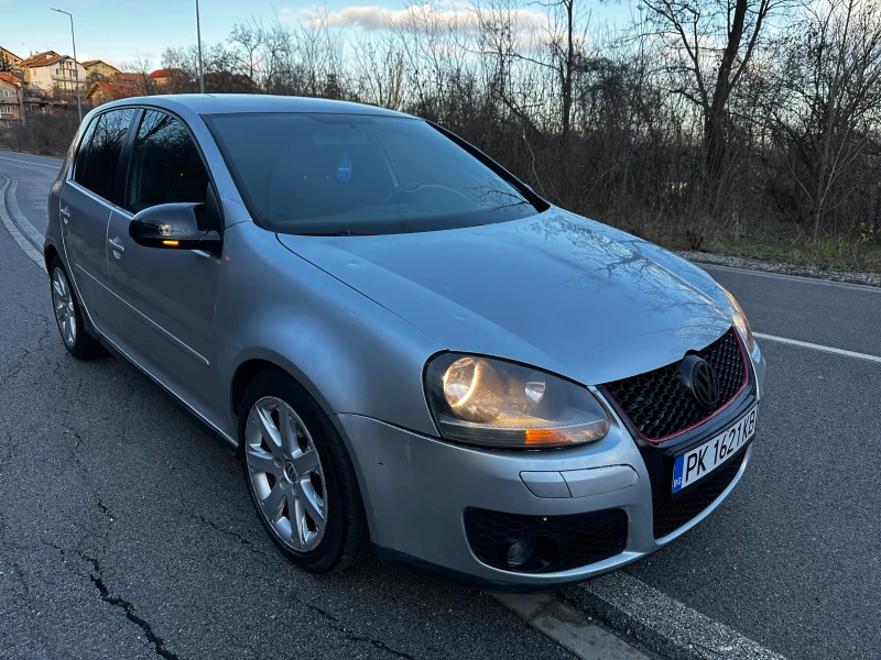 VW Golf, снимка 1 - Автомобили и джипове - 48989590