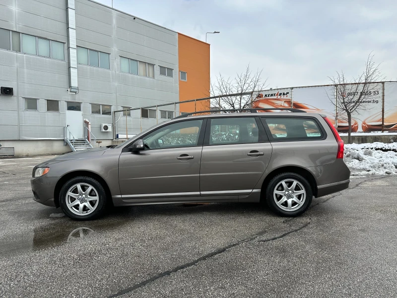 Volvo V70 2.5i 200 к.с., снимка 2 - Автомобили и джипове - 49179757