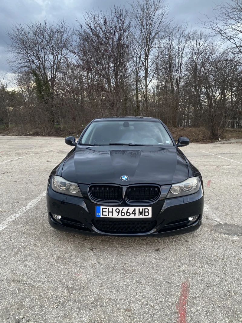 BMW 330 FACELIFT ОБСЛУЖЕНА ОТ ДО!, снимка 2 - Автомобили и джипове - 49420246