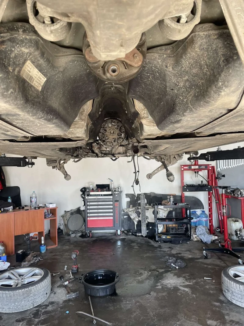 BMW 530 M-Pack XDRIVE, снимка 9 - Автомобили и джипове - 52588162