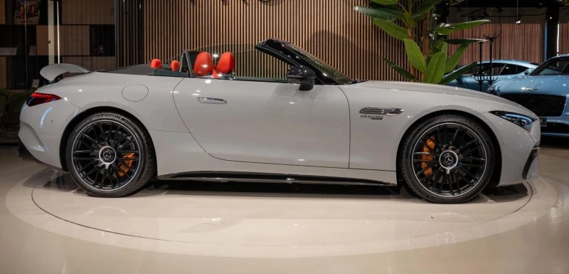 Mercedes-Benz SL 63 AMG V8 4MATIC+ , снимка 7 - Автомобили и джипове - 52221313