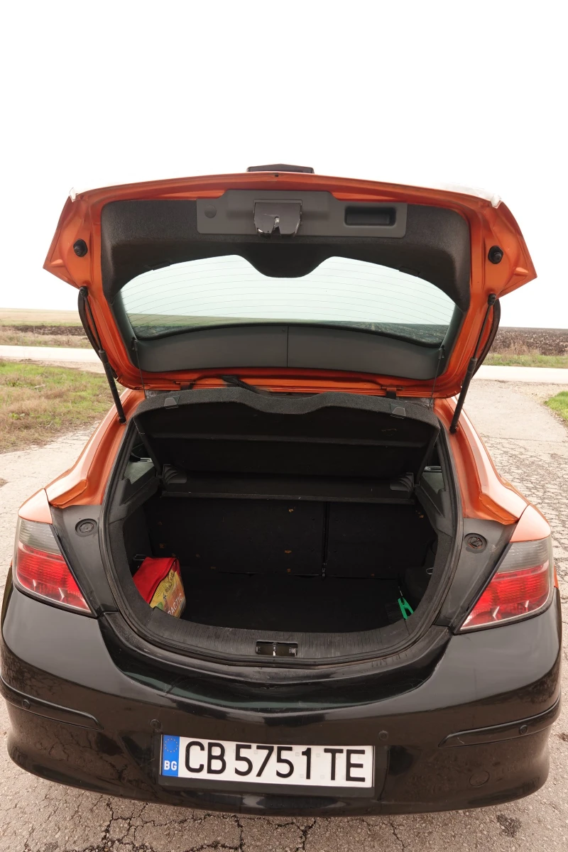 Opel Astra GTC, снимка 13 - Автомобили и джипове - 52342954