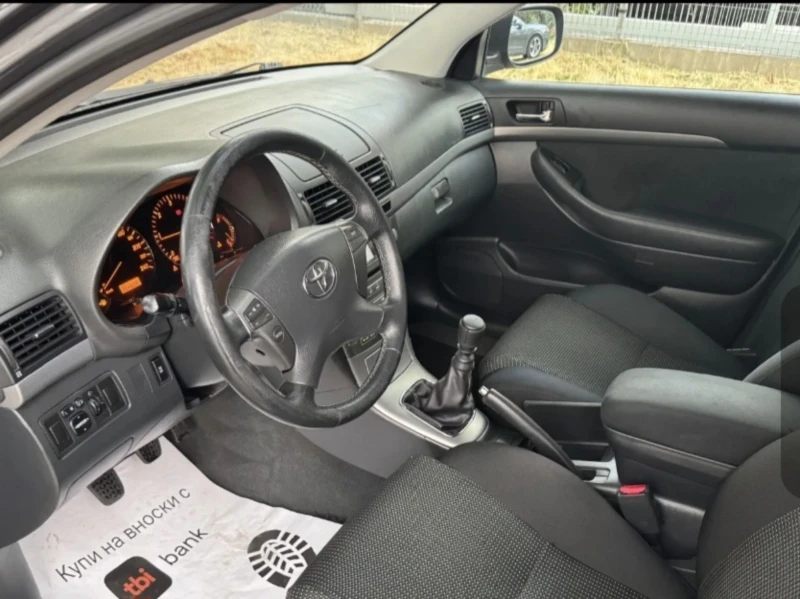 Toyota Avensis, снимка 4 - Автомобили и джипове - 52842413