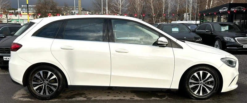 Mercedes-Benz B 180 2.0D 116HP AMG LINE DISTRONIC CAMERA EU6D, снимка 4 - Автомобили и джипове - 53505049
