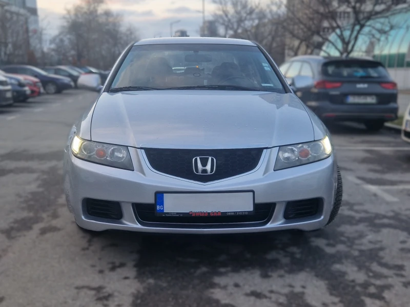 Honda Accord 2.0 i-VTEC, снимка 7 - Автомобили и джипове - 53593400