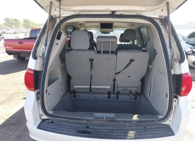 Chrysler Voyager, снимка 9 - Автомобили и джипове - 53699346