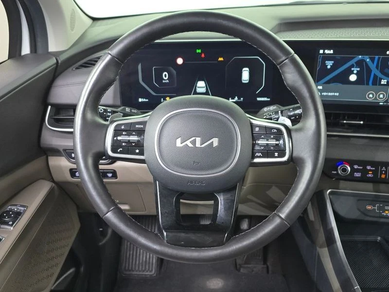 Kia Carnival 2.2 202 hp Automatic, снимка 8 - Автомобили и джипове - 55477179
