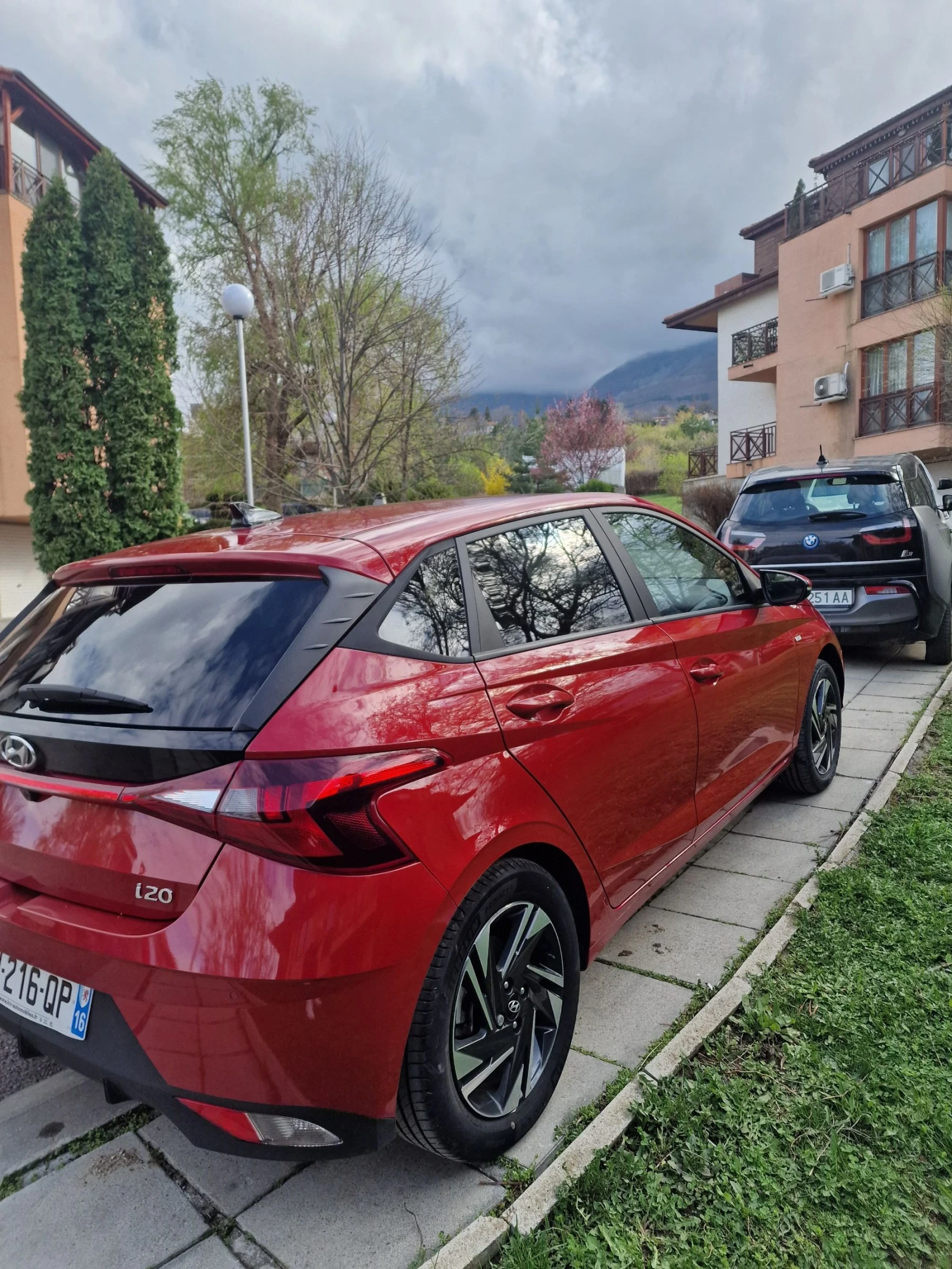 Hyundai I20 1.00 GDI Turbo Hybrid Comfort - изображение 4