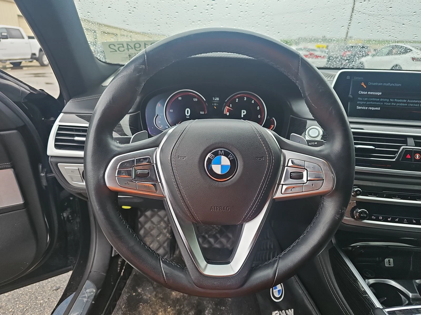 BMW 750 * M SPORT LINE* Harman Kardon* Heads-Up Display*  - изображение 8