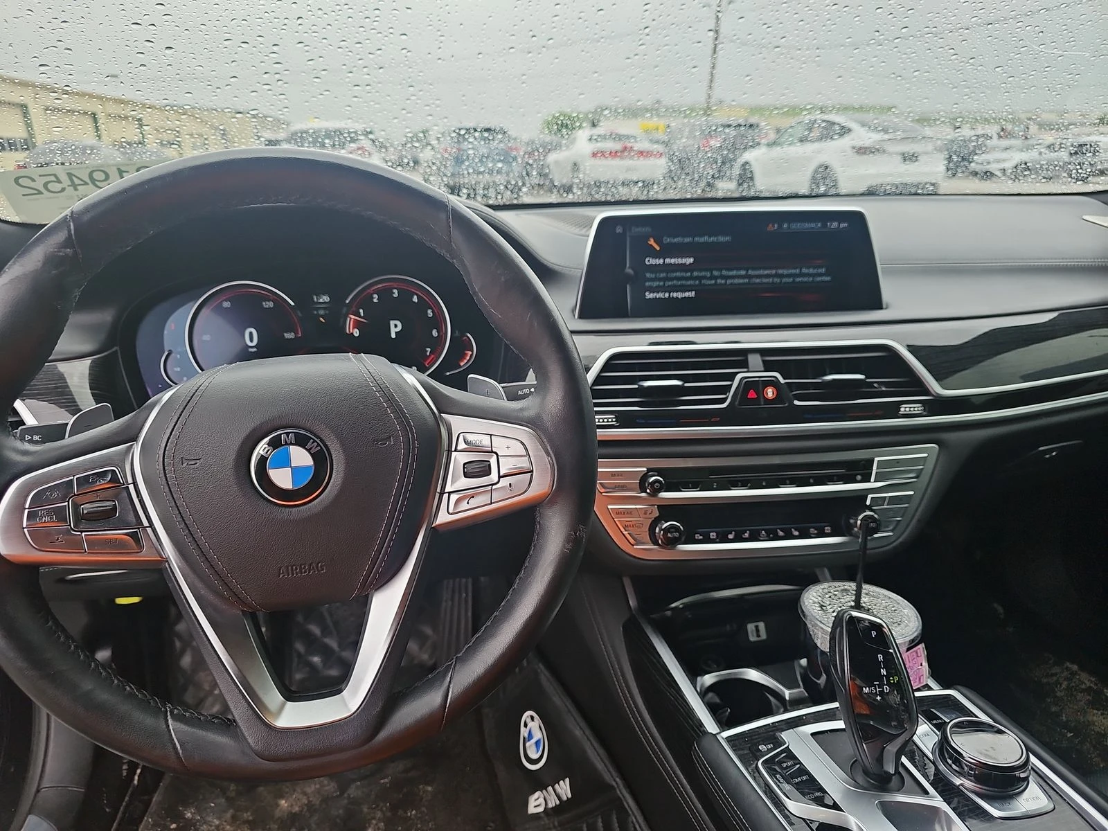 BMW 750 * M SPORT LINE* Harman Kardon* Heads-Up Display*  - изображение 7