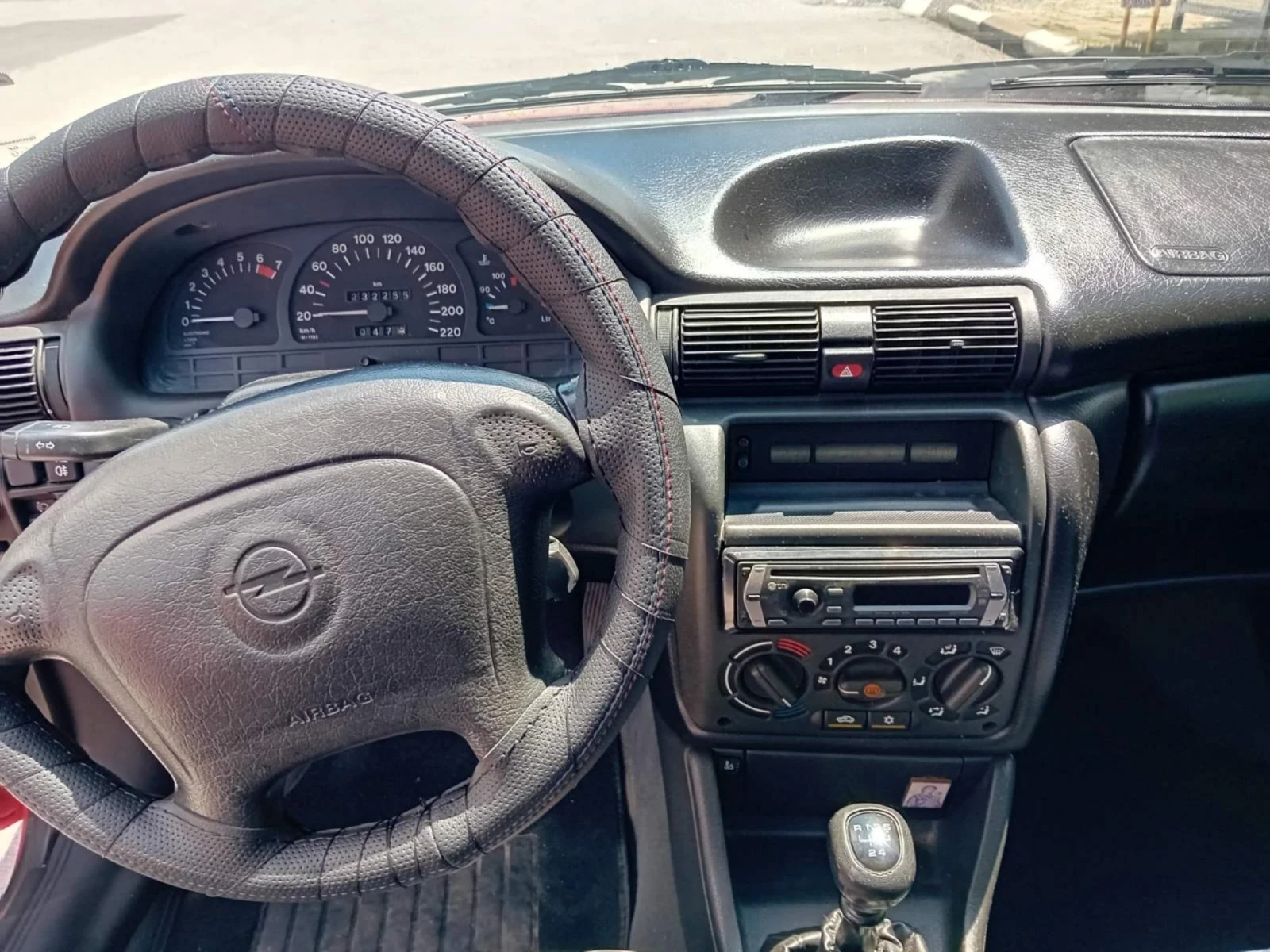 Opel Astra 1, 6 - изображение 10