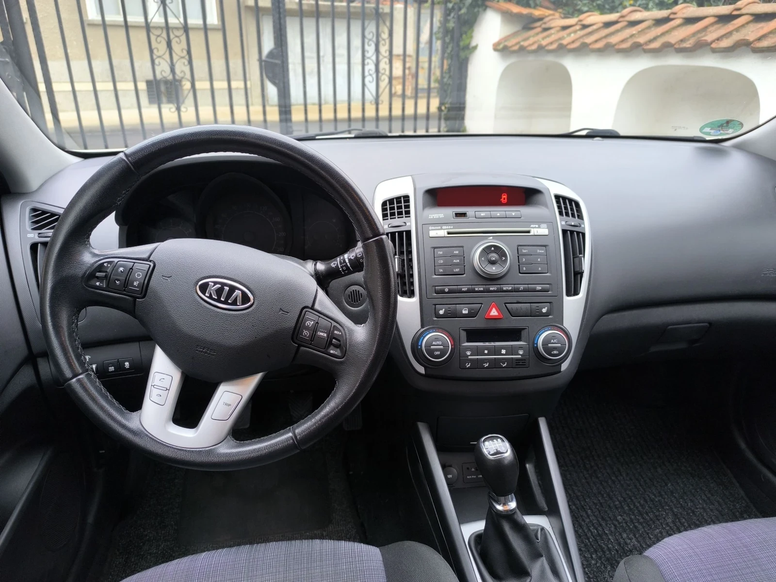 Kia Ceed 1.6 | Mobile.bg   11