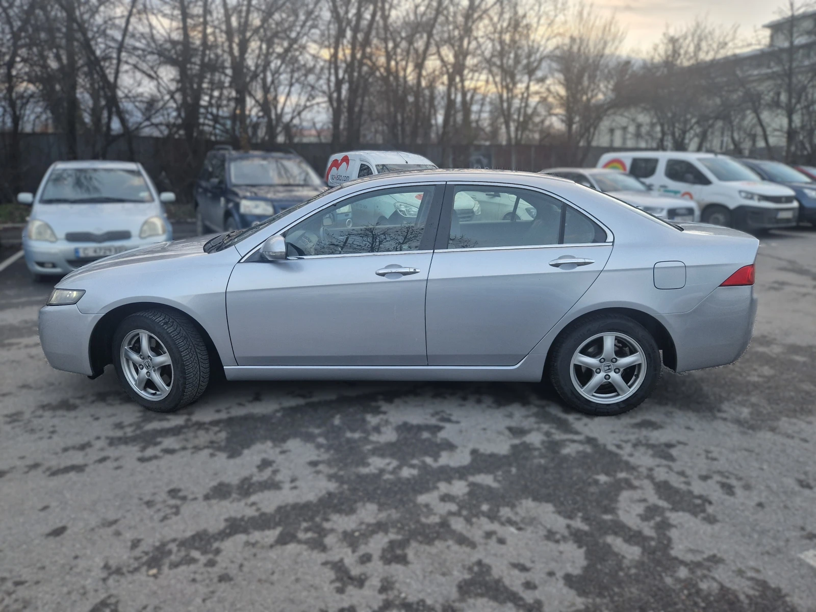 Honda Accord 2.0 i-VTEC - изображение 5