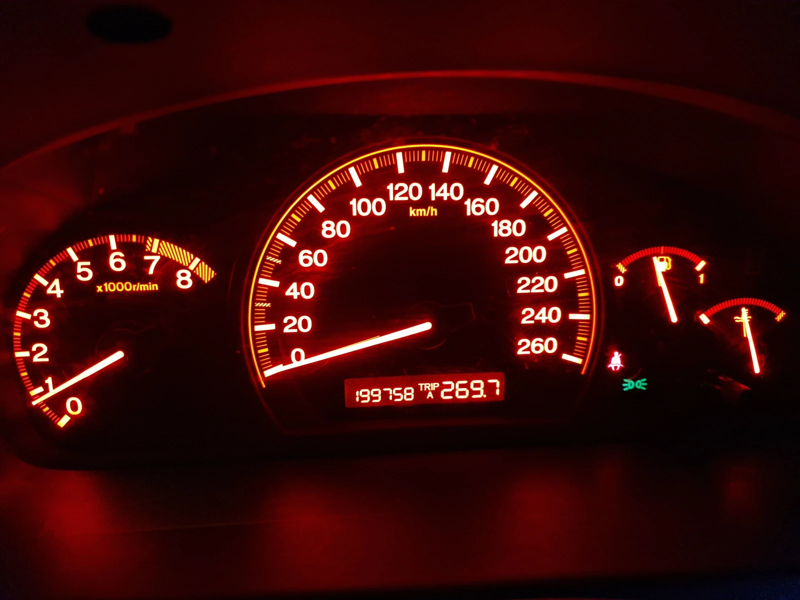 Honda Accord 2.0 i-VTEC, снимка 13 - Автомобили и джипове - 53831728