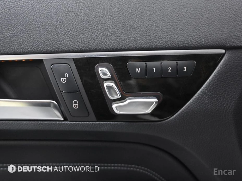 Mercedes-Benz E 350 AMG PACK* PANO* КОЖА* ПОДГРЕВ* ОБДУХВАНЕ* НАВИГАЦИ, снимка 14 - Автомобили и джипове - 54175938