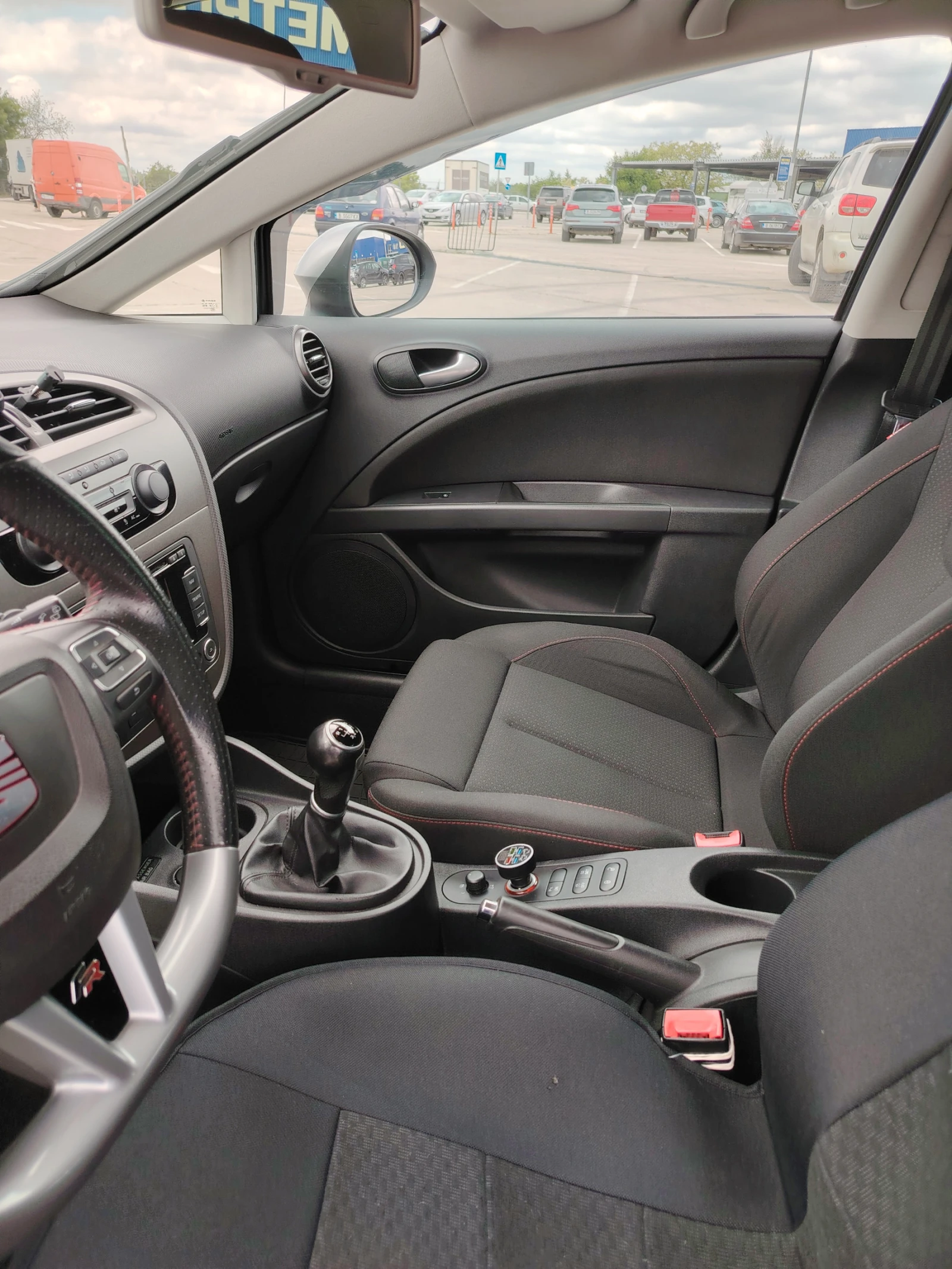Seat Leon FR, снимка 9 - Автомобили и джипове - 54726163