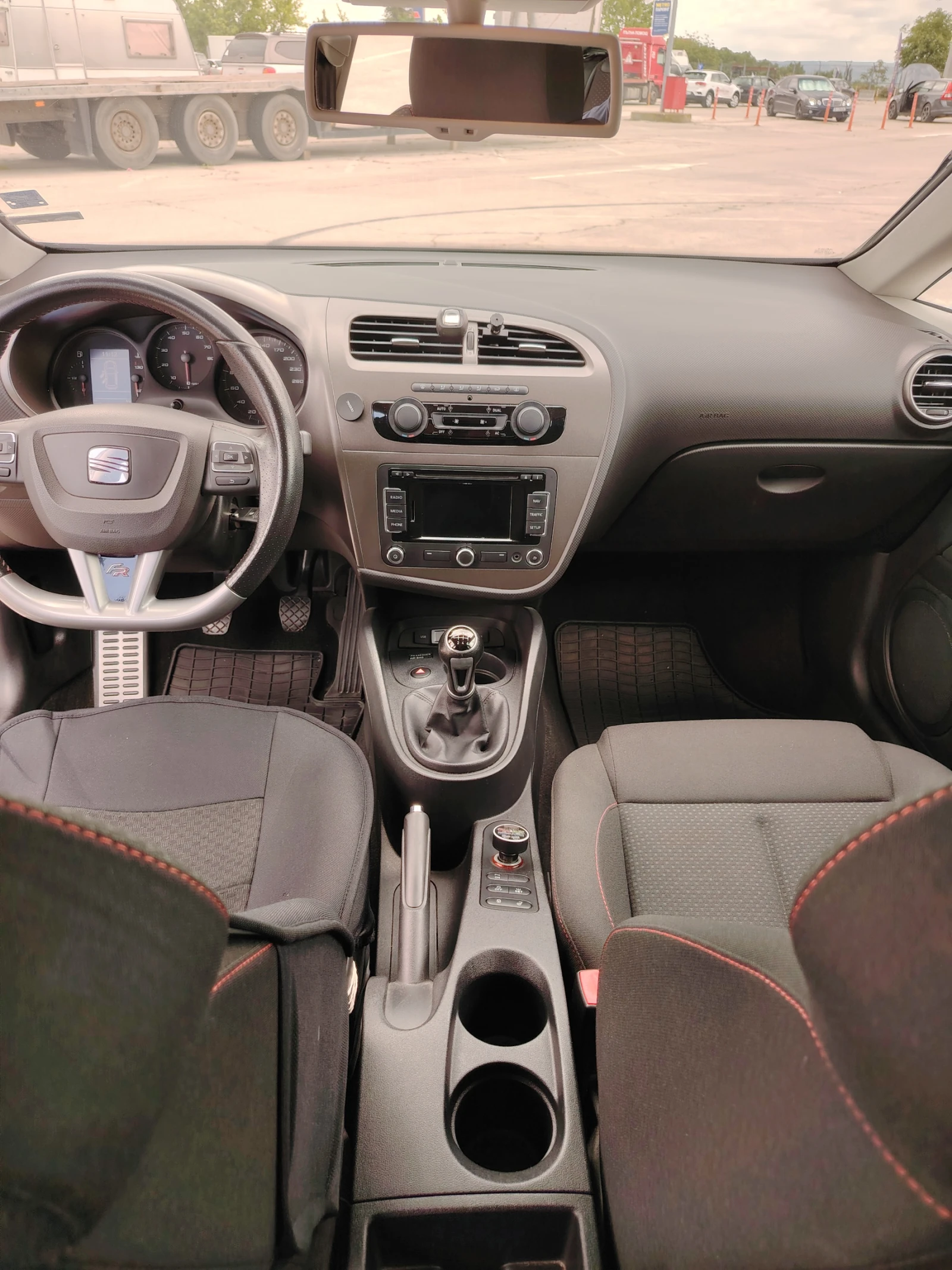 Seat Leon FR, снимка 11 - Автомобили и джипове - 54726163
