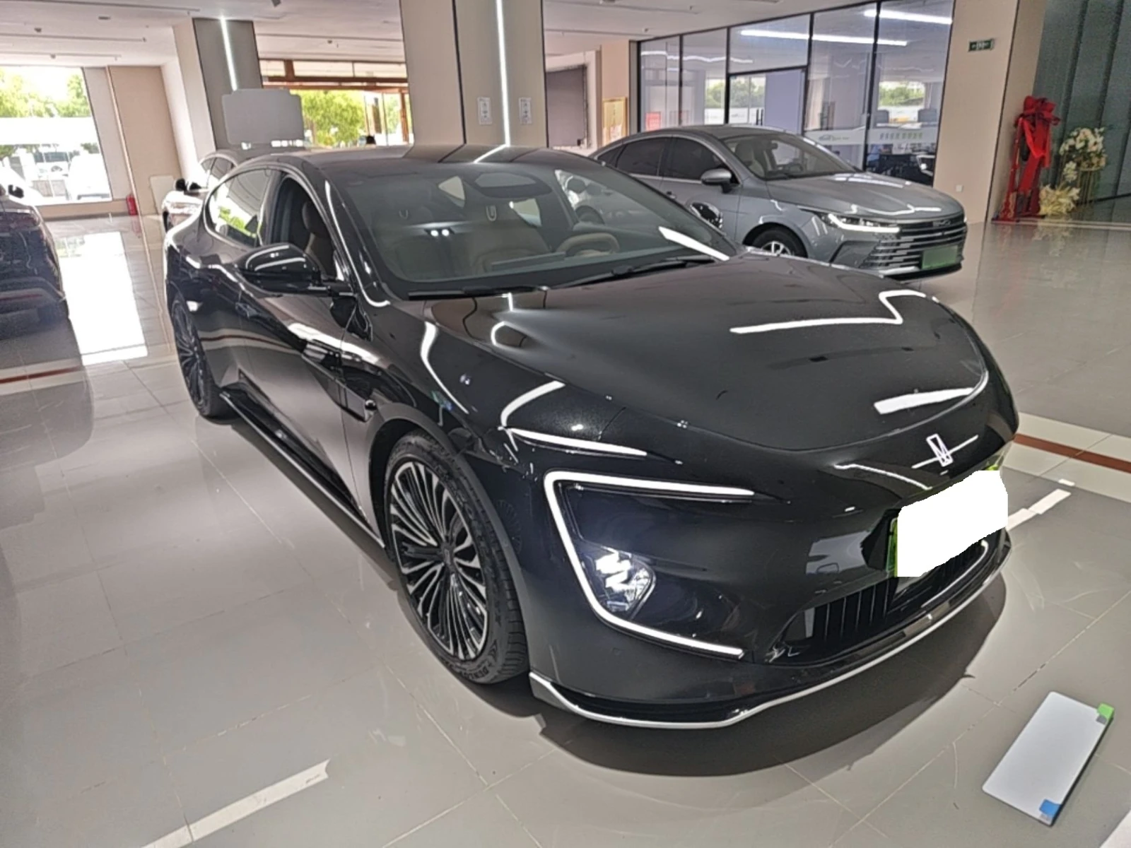 Avatr 12 Ultra Edition �WD 94, 53 kWh | Mobile.bg � ����������� 2