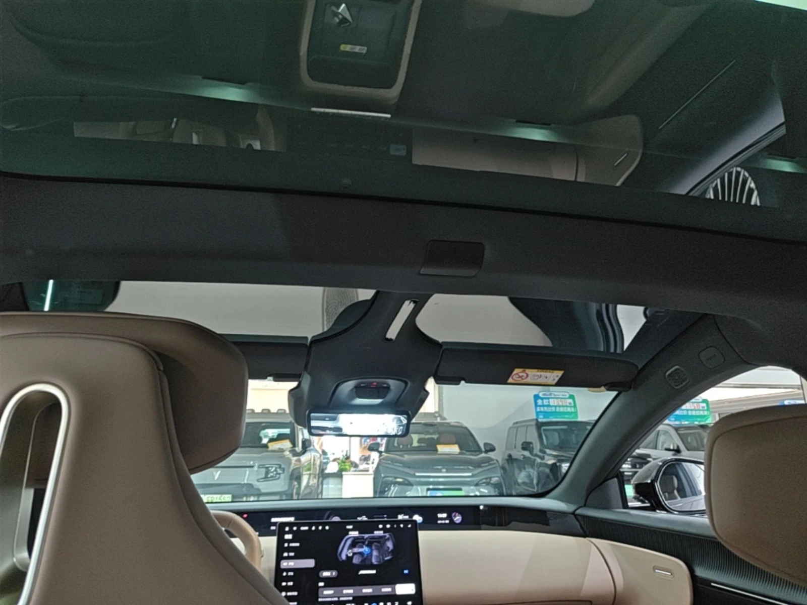 Avatr 12 Ultra Edition �WD 94, 53 kWh | Mobile.bg � ����������� 15