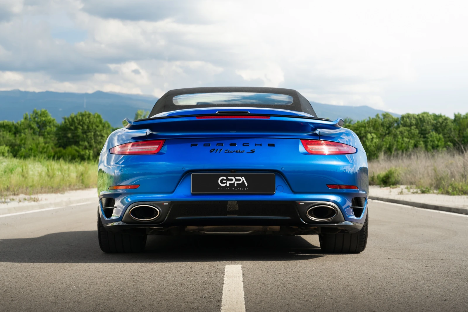 Porsche 911 Turbo S, Akrapovič, Carbon, снимка 6 - Автомобили и джипове - 54878152