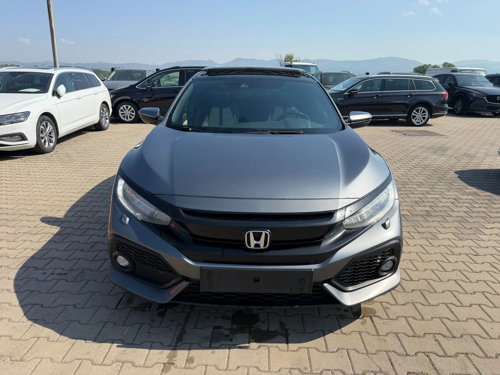 Honda Civic 1.6i-DTEC AVTOMAT/KOJA/KAMERA/PANORAMA EURO 6, снимка 2 - Автомобили и джипове - 55101437