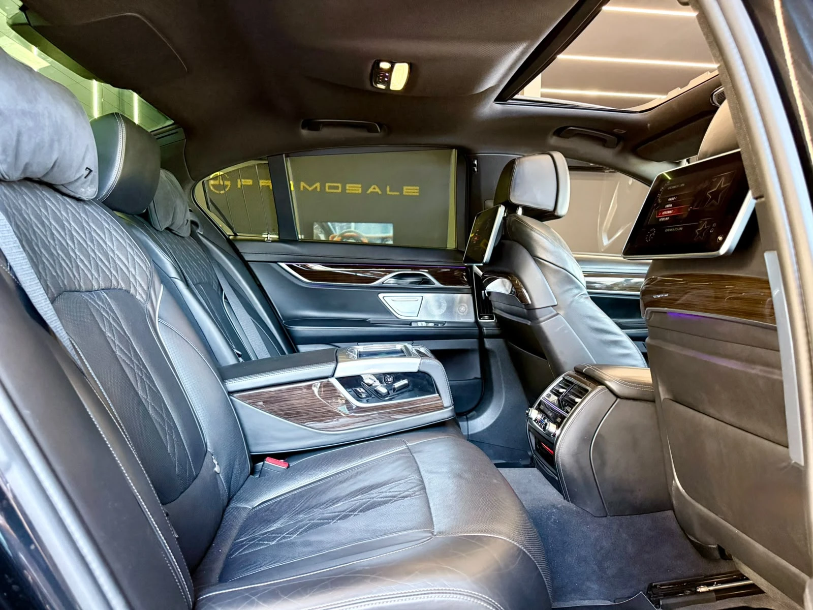 BMW 730 d* xDrive* FULL* B&W* HUD* TV* ЛИЗИНГ, снимка 15 - Автомобили и джипове - 55693975
