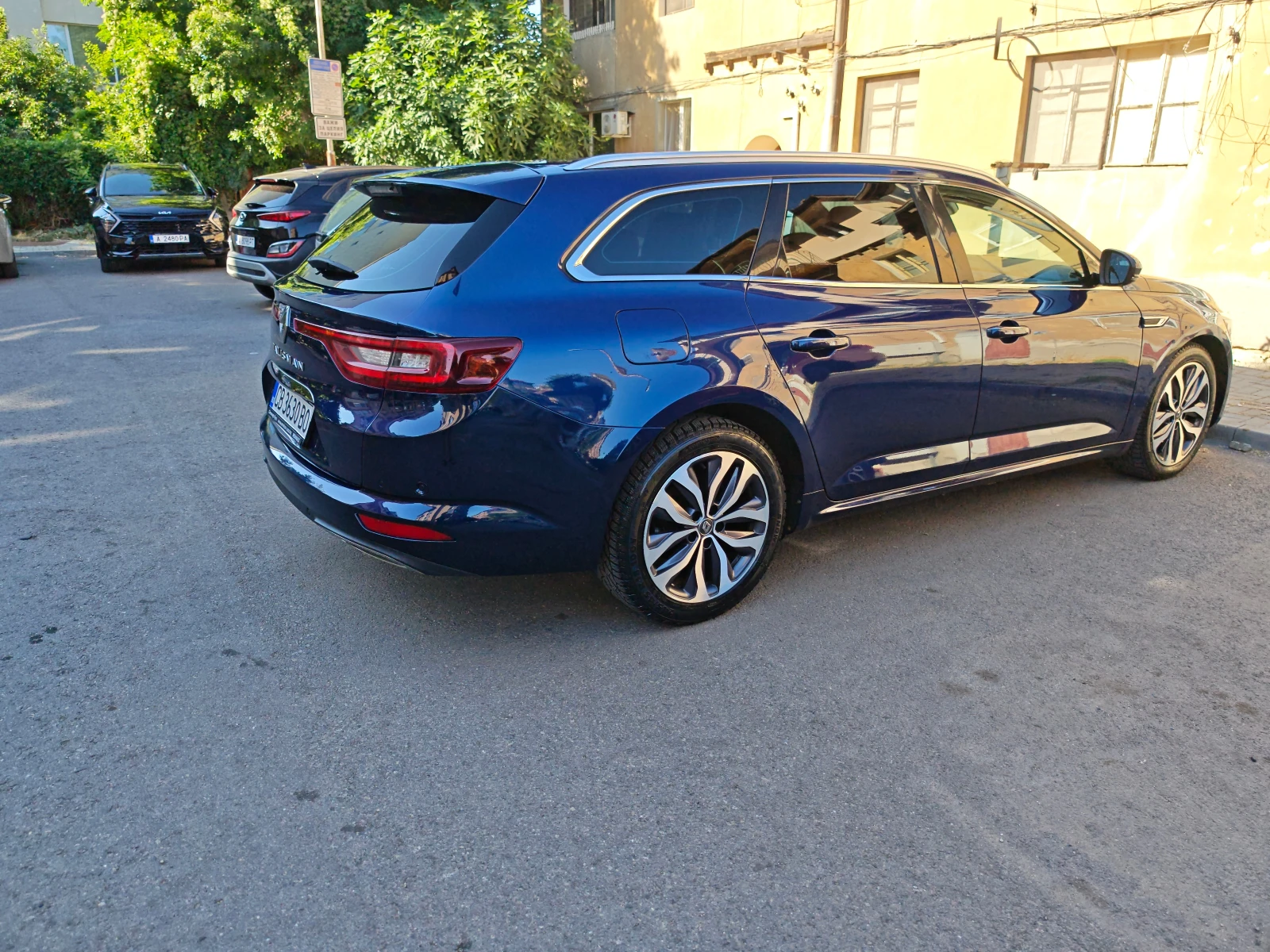 Renault Talisman 1.6 DCI 160hp EURO 6 AUTOMATIC/NAVI/MASSAGE/LED, снимка 6 - Автомобили и джипове - 55754456