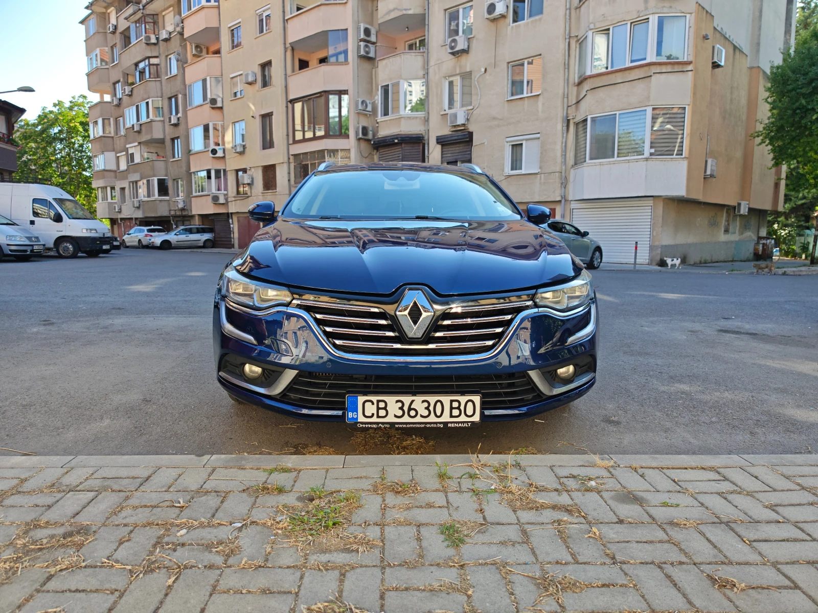 Renault Talisman 1.6 DCI 160hp EURO 6 AUTOMATIC/NAVI/MASSAGE/LED, снимка 2 - Автомобили и джипове - 55754456