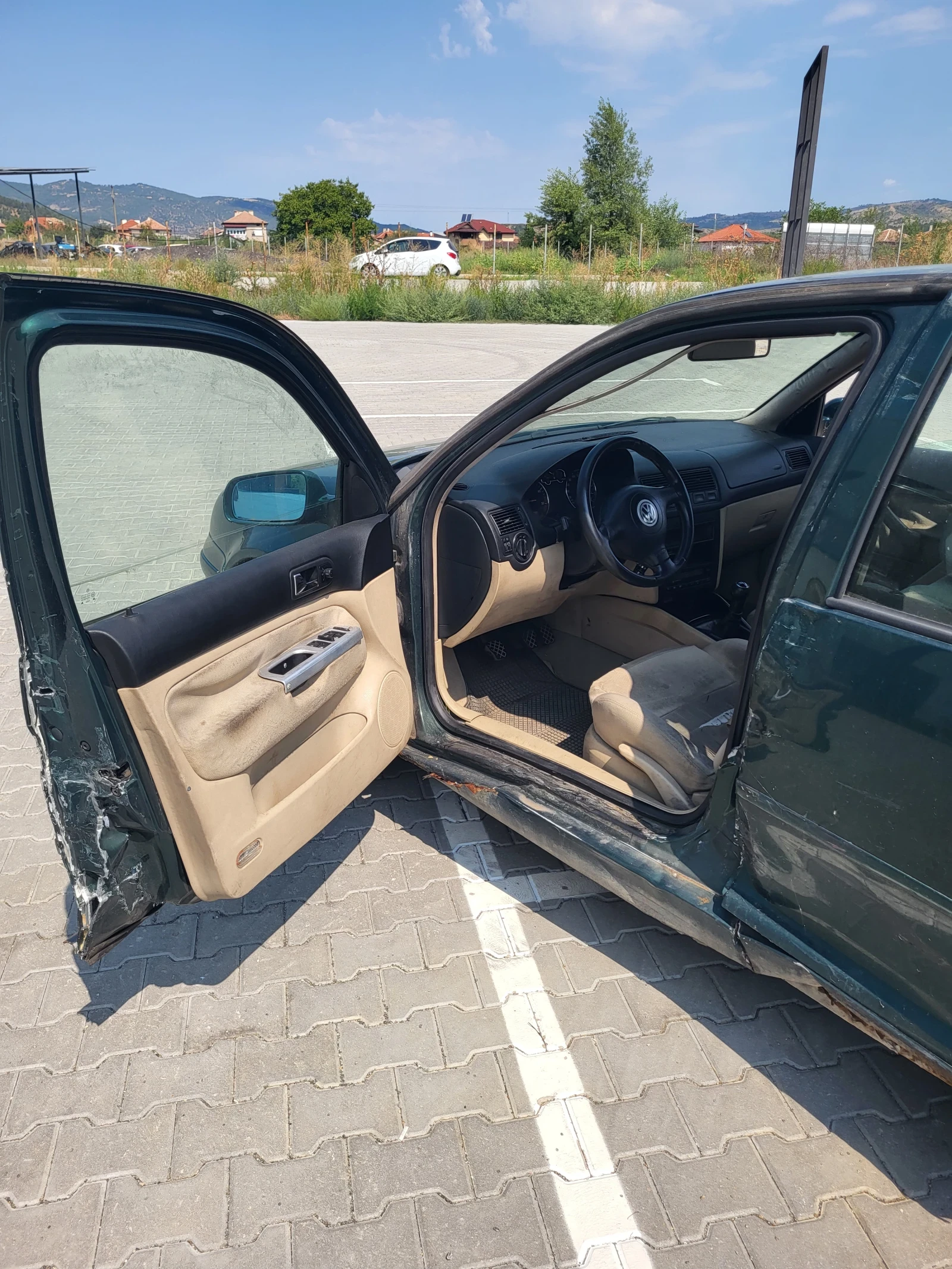 VW Golf 1.9 TDI  110 кс., снимка 4 - Автомобили и джипове - 55792255